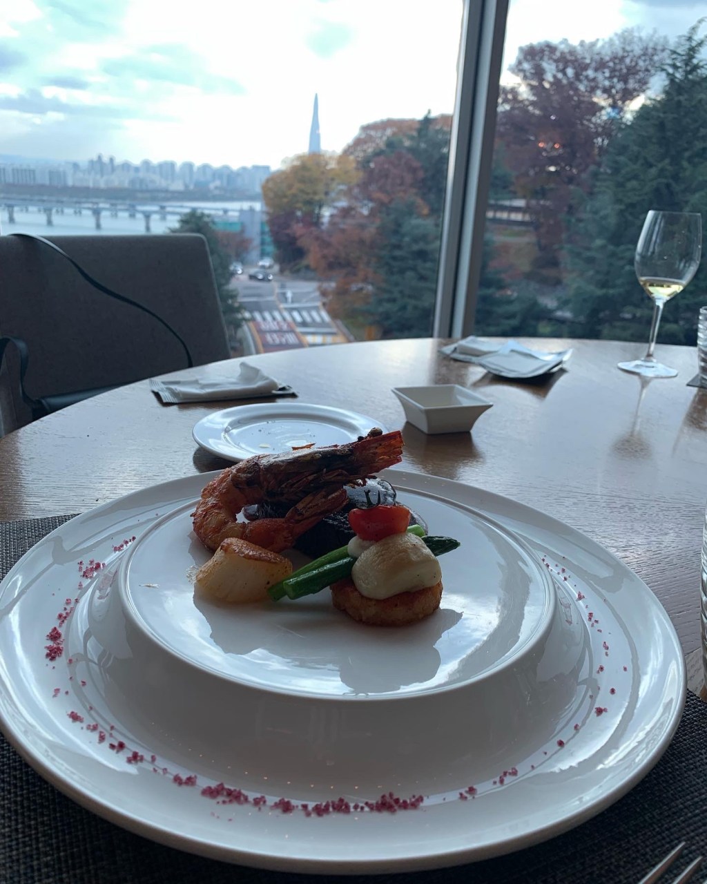 워커힐 델비노에서 식사를 하고&nbsp;왔다.