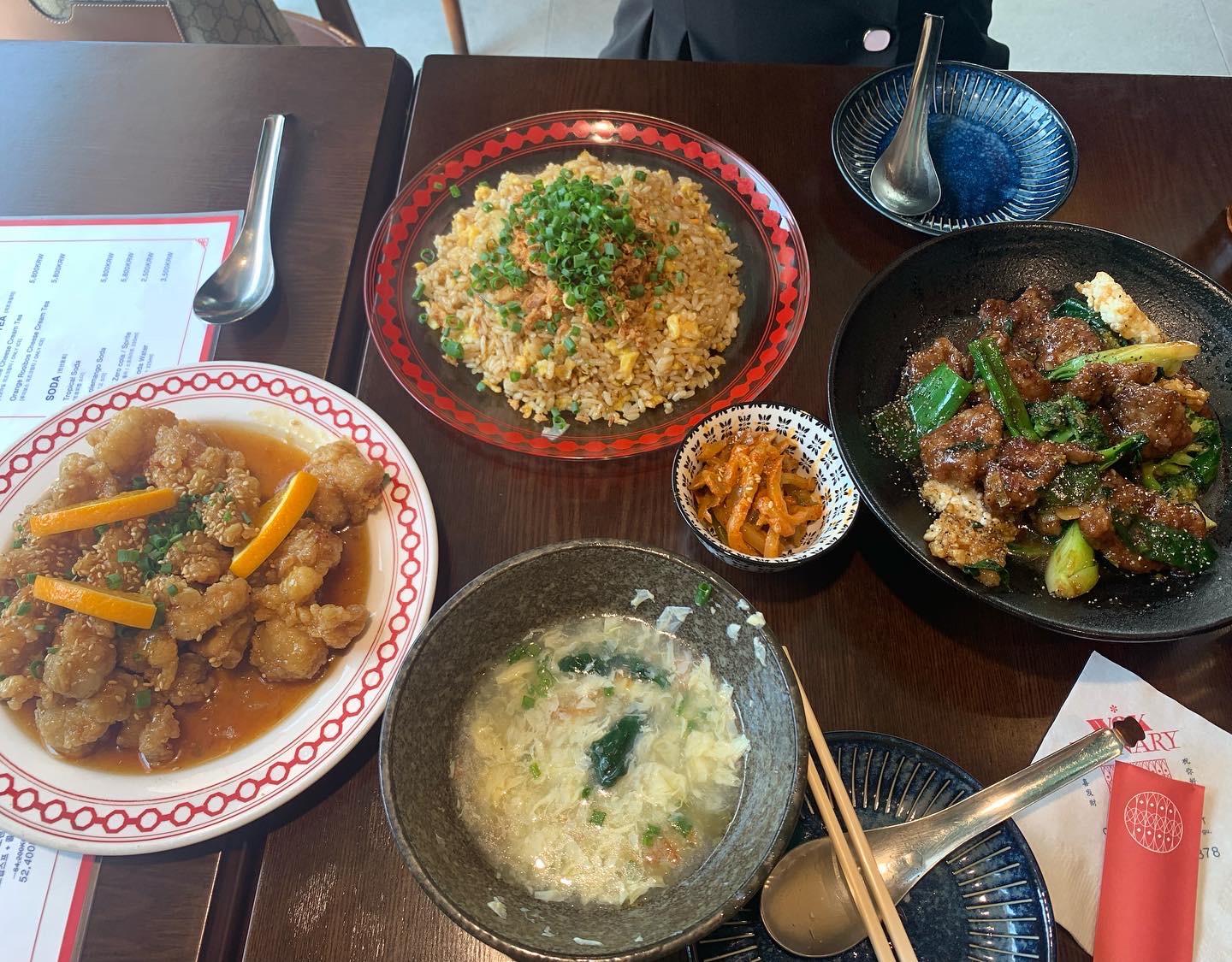 도산공원 맛집 ‘웍셔너리’를 다녀왔다.