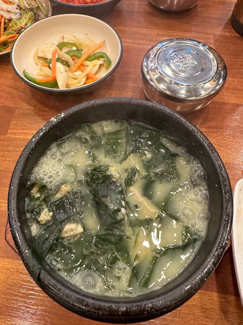 잠실 맛집 ‘장인미역’에 다녀왔다.
