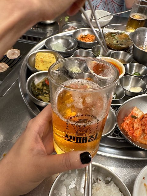 깔끔한 고깃집 ‘종로 셋째집’에 다녀왔다.